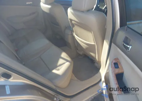 2005 Honda Accord 3.0 Ex from USA, damaged, VIN 1HGCM66525A041319